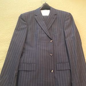 Hugo Boss 42 L Suit - Grey pinstripe -100% wool / 34 x 34 pant